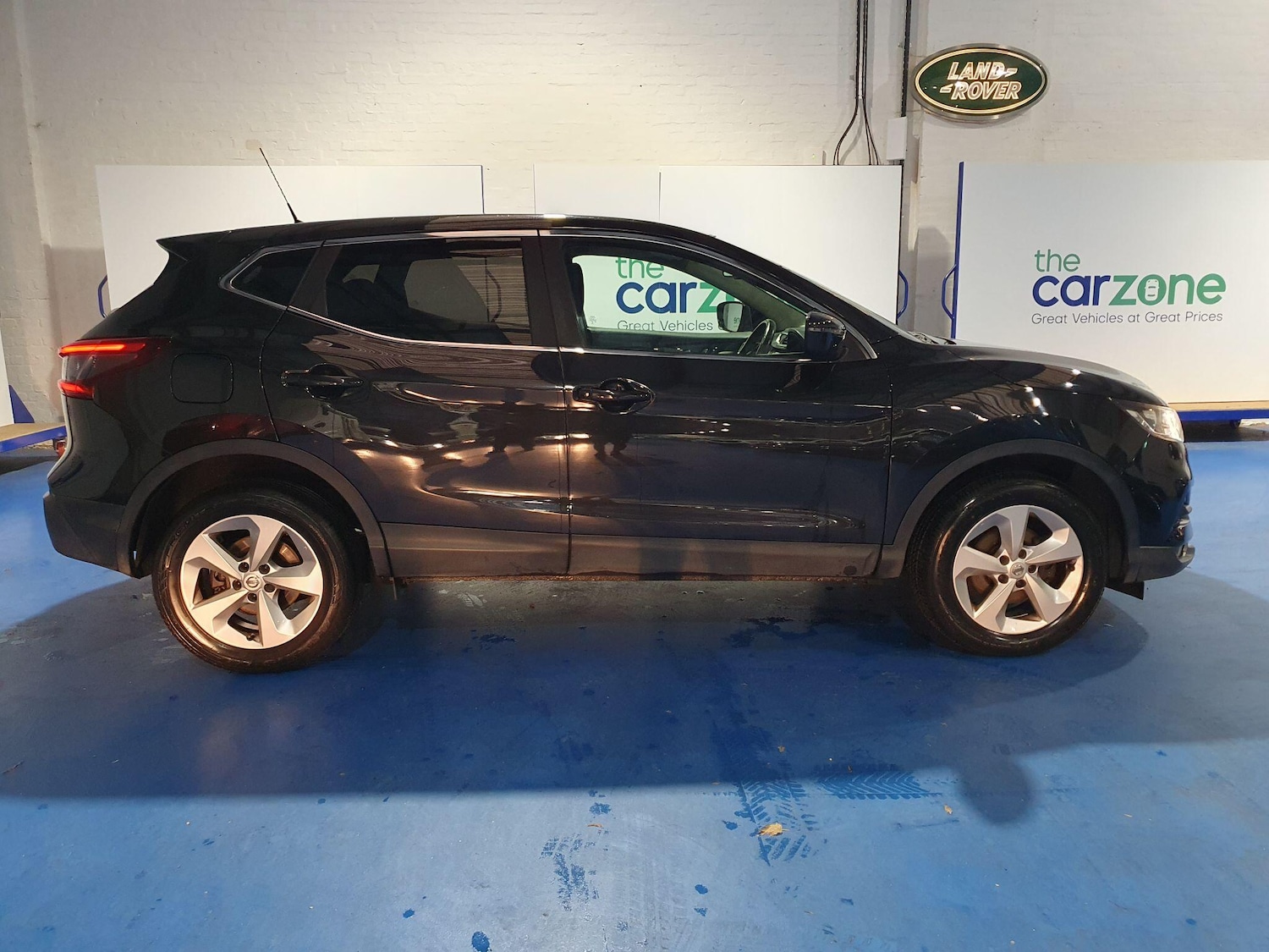 Used Nissan Qashqai for sale - 76701992: Photo 2