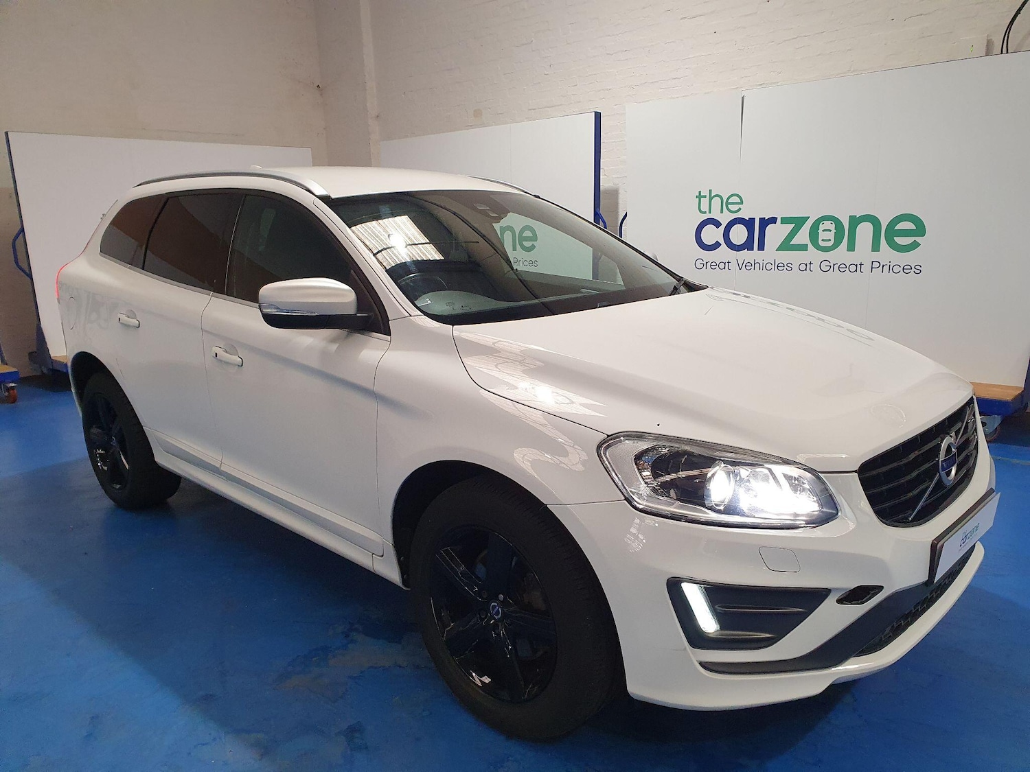 Used Volvo XC60 2016 for sale - 76238648: Photo 1