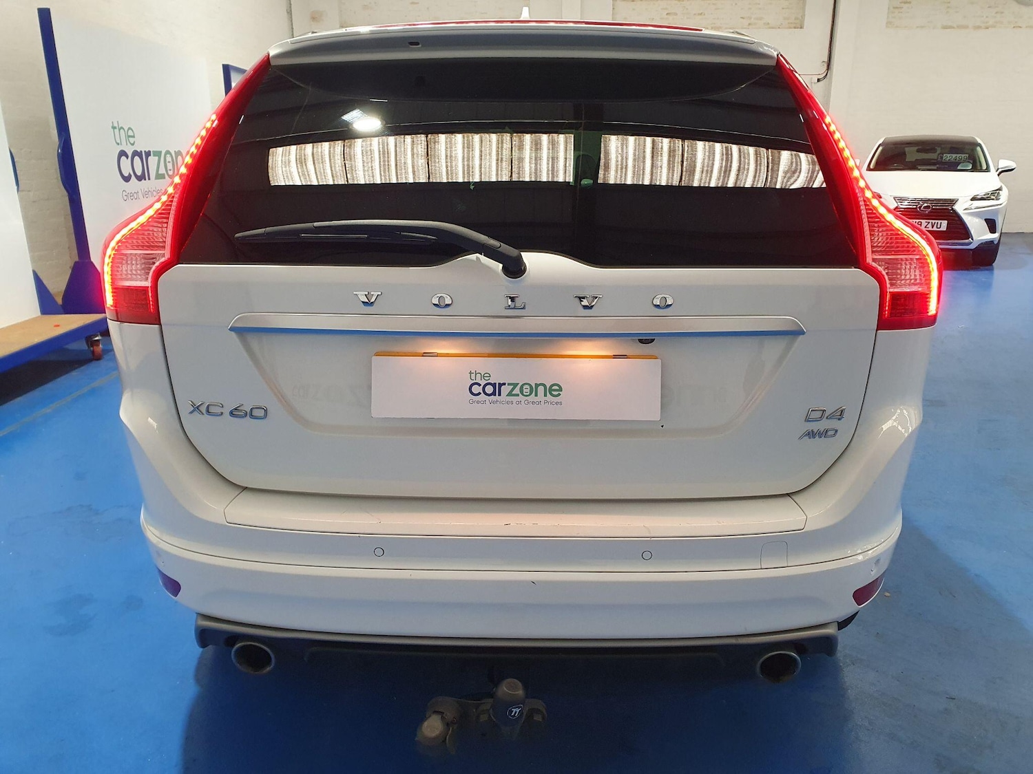 Used Volvo XC60 2016 for sale - 76238648: Photo 4