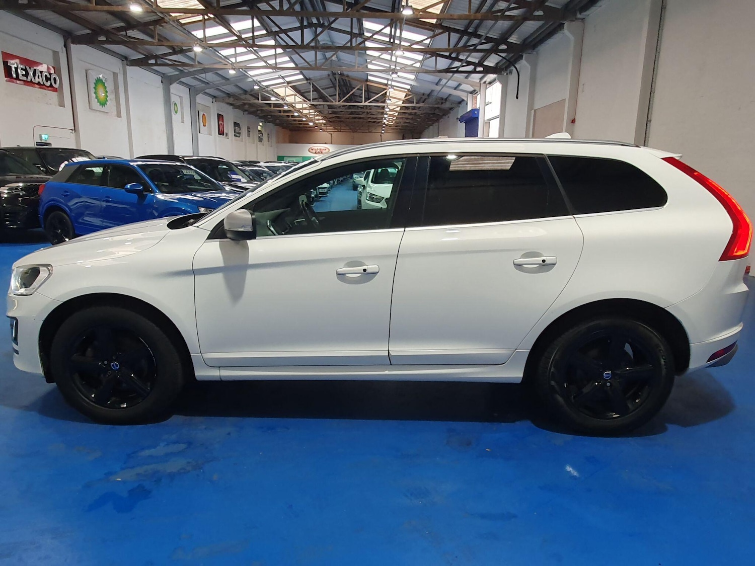 Used Volvo XC60 2016 for sale - 76238648: Photo 6