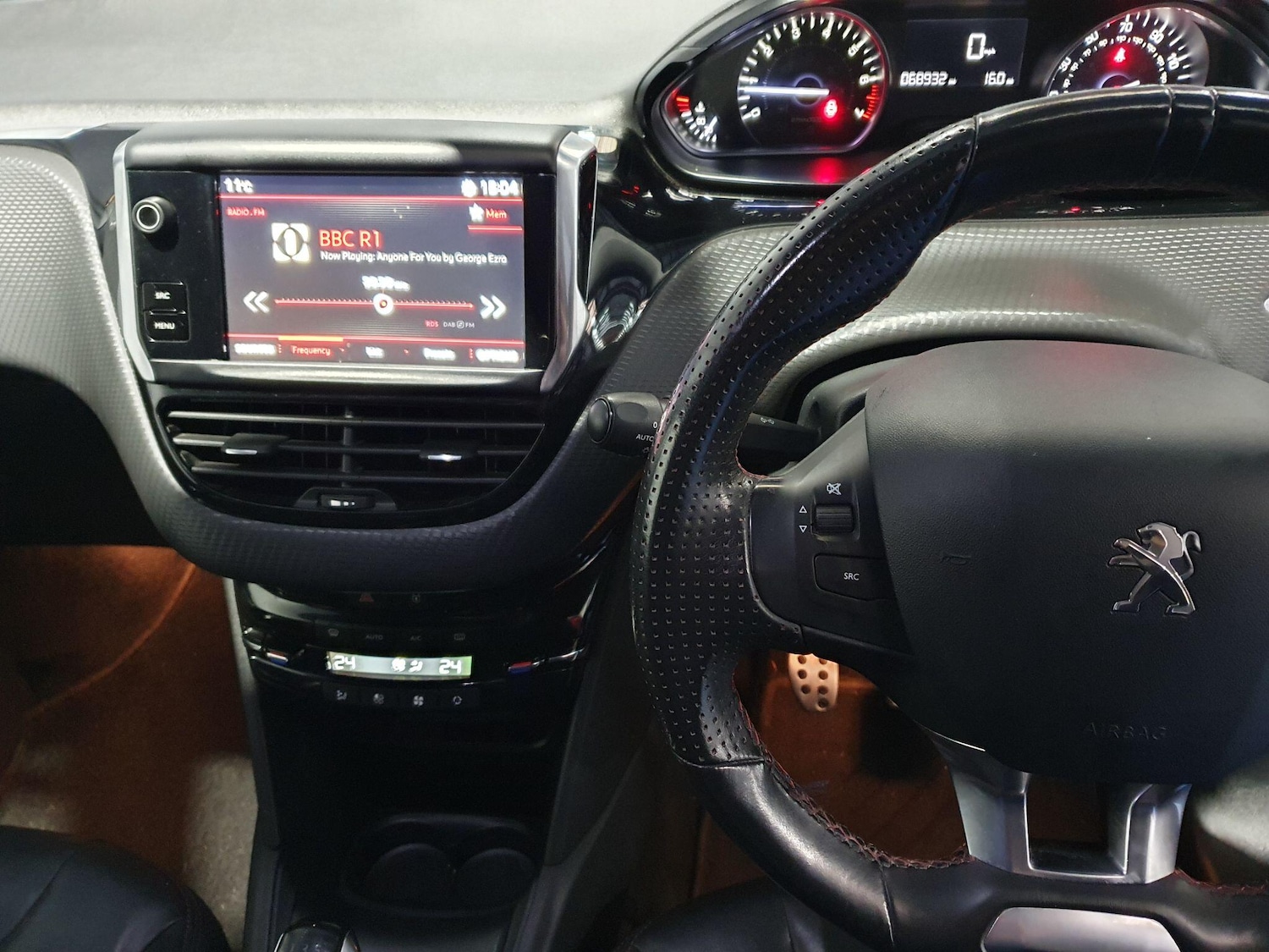 Used Peugeot 208 2017 for sale - 77331236: Photo 12