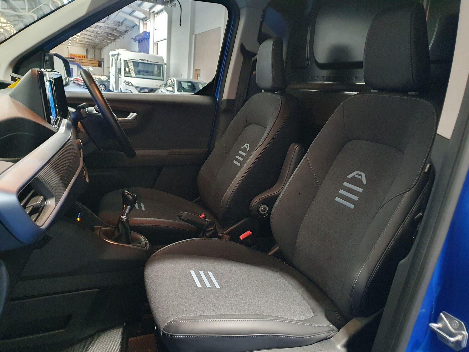 Used Ford Transit Courier 2024 for sale - 76214087: Photo 14