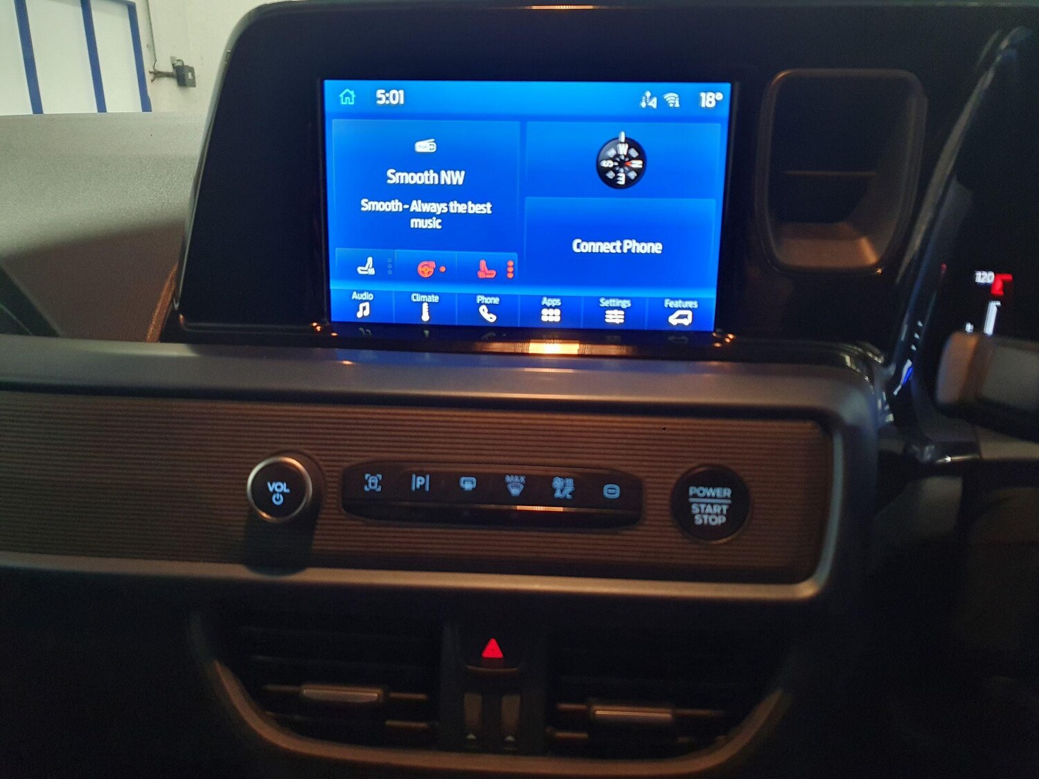 Used Ford Transit Courier 2024 for sale - 76214087: Photo 16