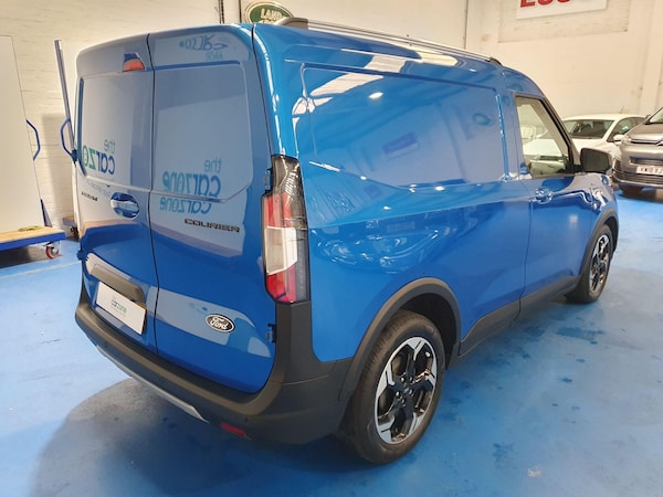 Used Ford Transit Courier 2024 for sale - 76214087: Photo 3