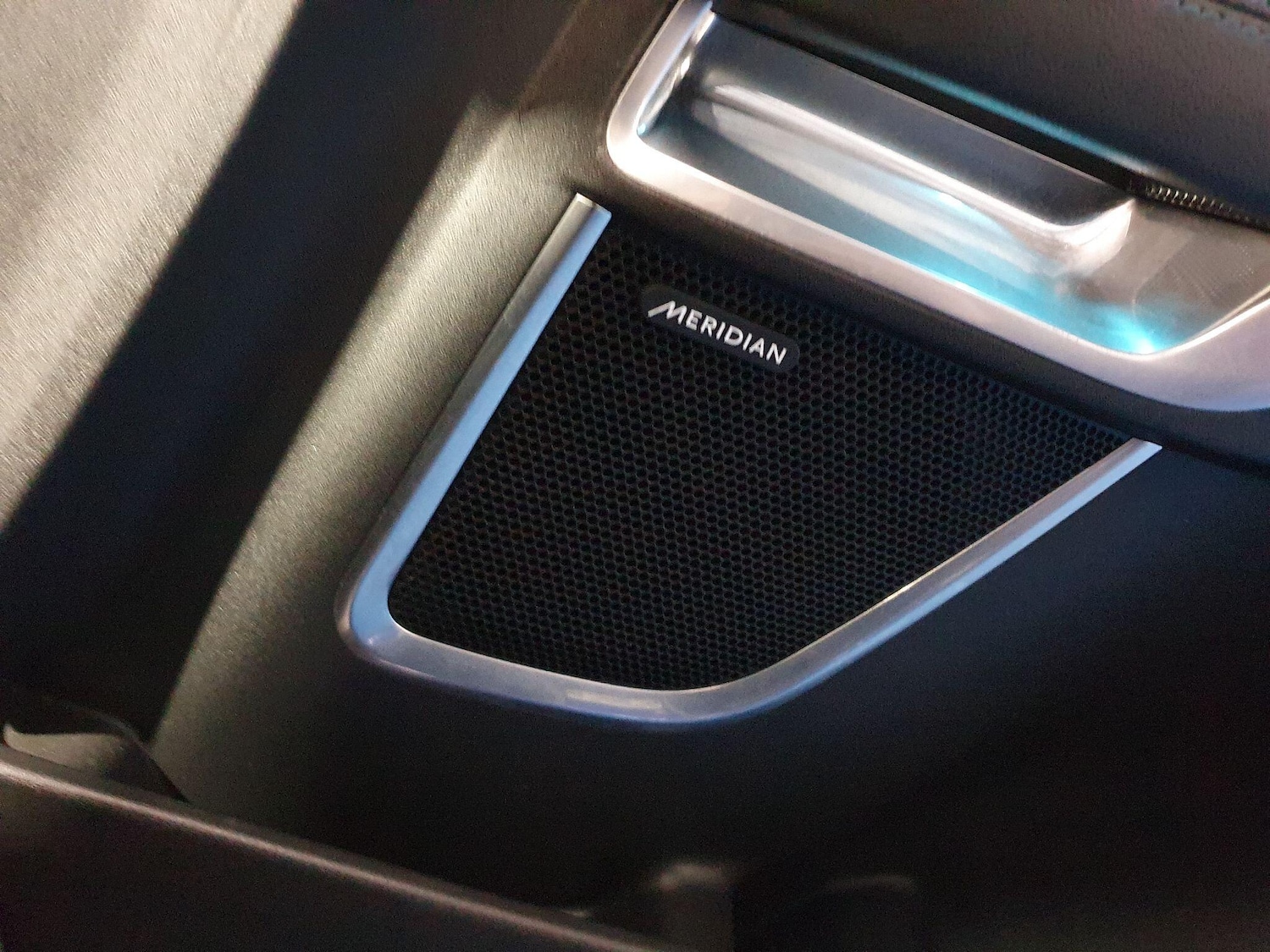 Used Jaguar E-Pace 2019 for sale - 77737290: Photo 14