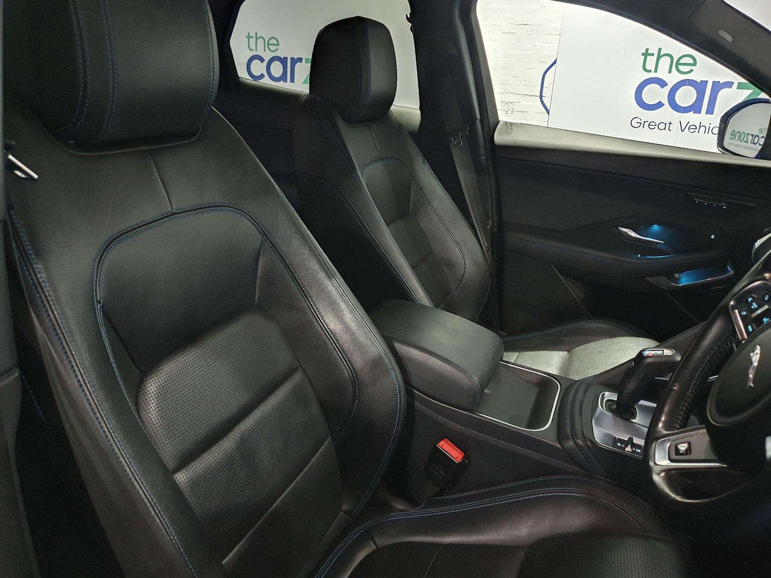 Used Jaguar E-Pace 2019 for sale - 77737290: Photo 9