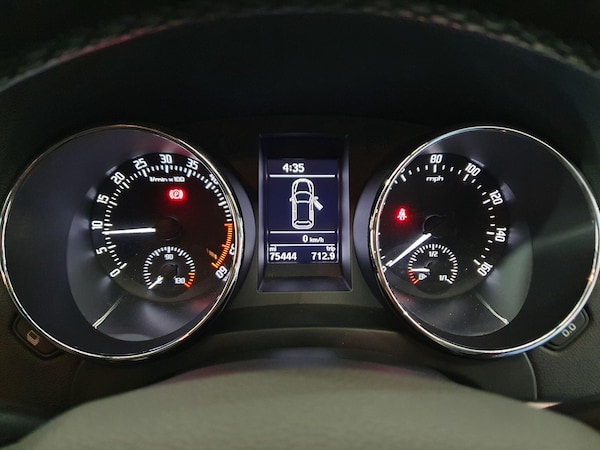 Used Skoda Yeti 2015 for sale - 76138647: Photo 10