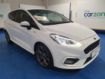 Used Ford Fiesta 2018 for sale - 77695537: Photo