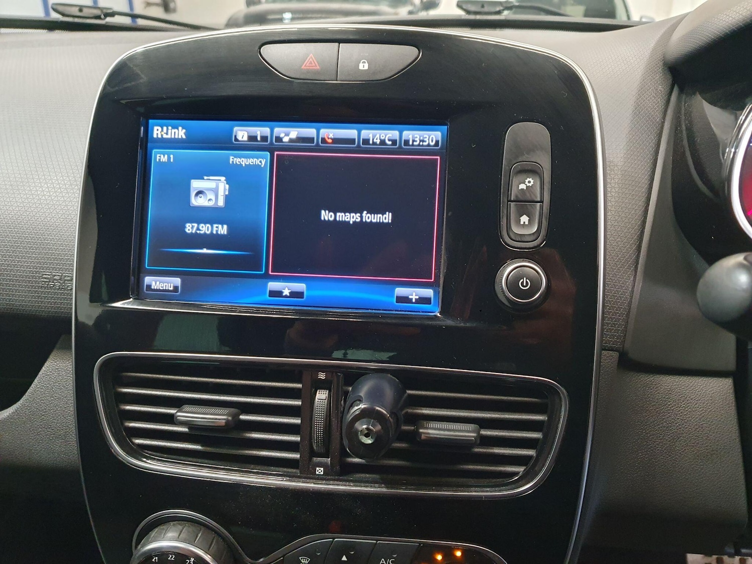 Used Renault Clio 2017 for sale - 78184432: Photo 17