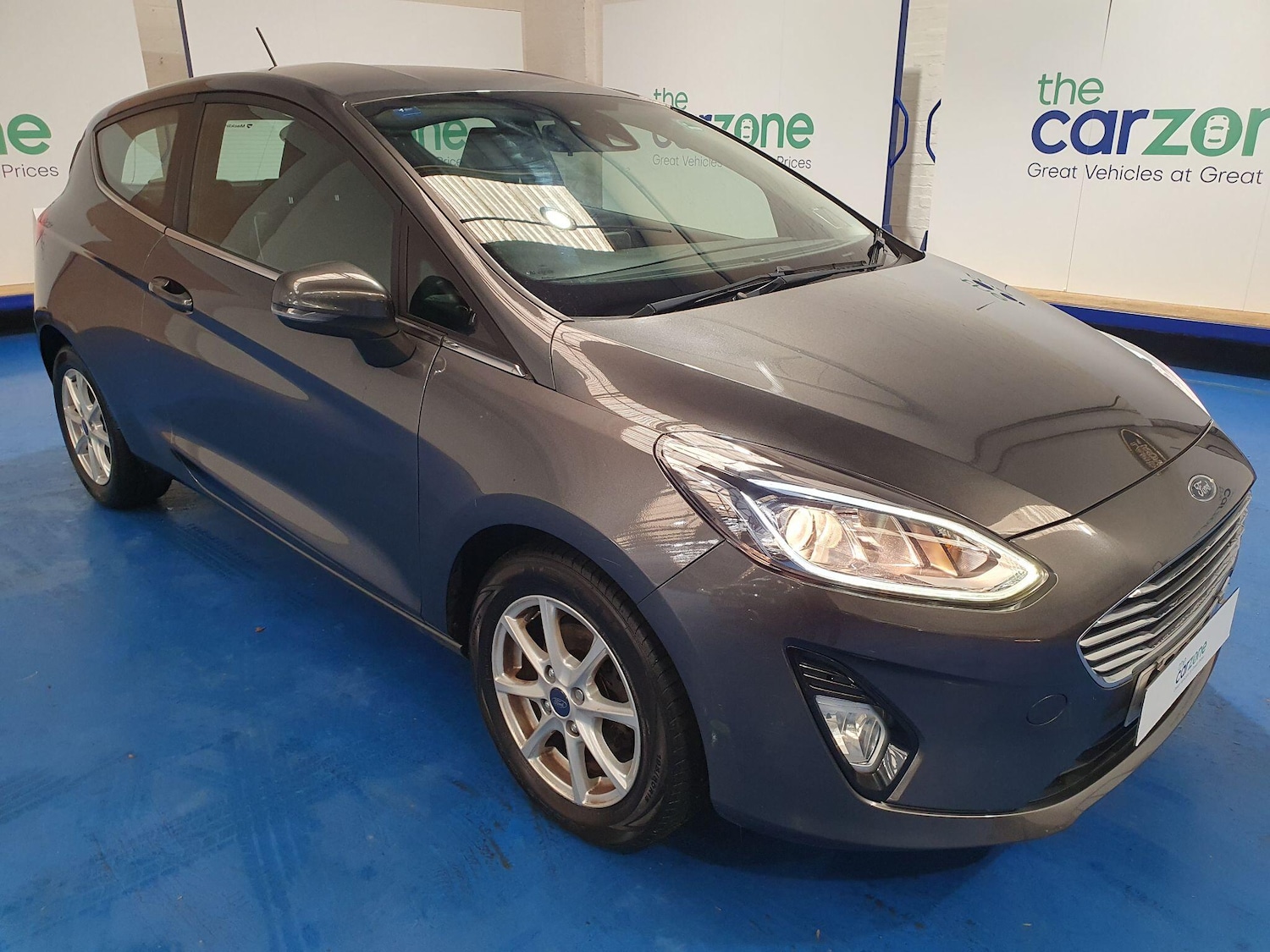 Used Ford Fiesta 2017 for sale - 76499063: Photo 1