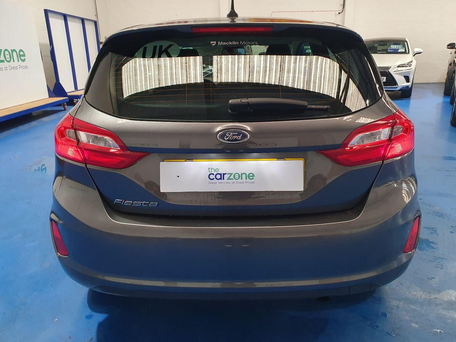 Used Ford Fiesta 2017 for sale - 76499063: Photo 4