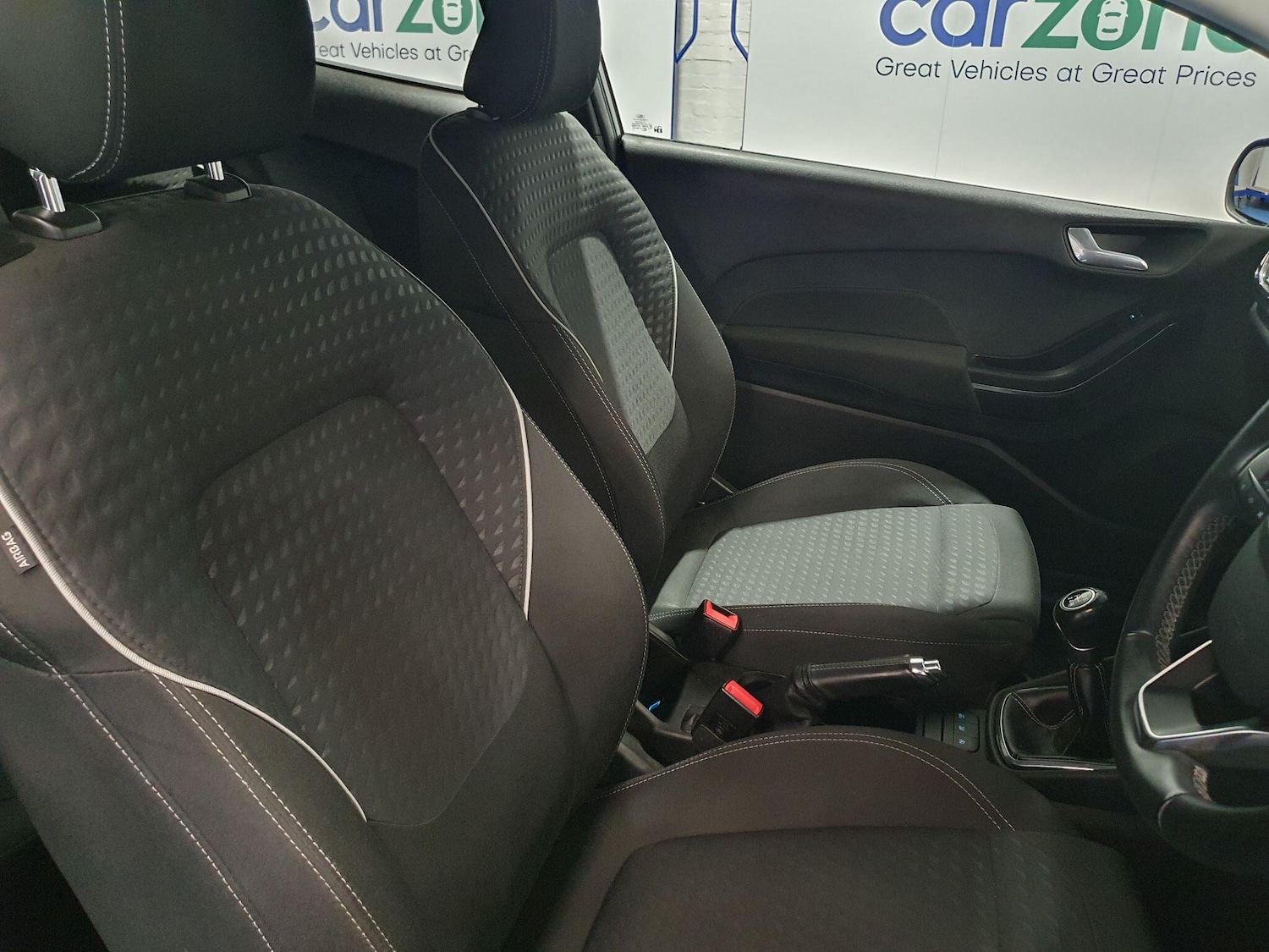 Used Ford Fiesta 2017 for sale - 76499063: Photo 9