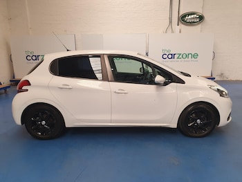 Used Peugeot 208 2018 for sale - 78516361: Photo