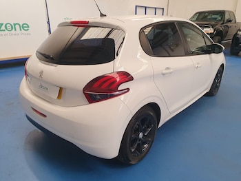 Used Peugeot 208 2018 for sale - 78516361: Photo