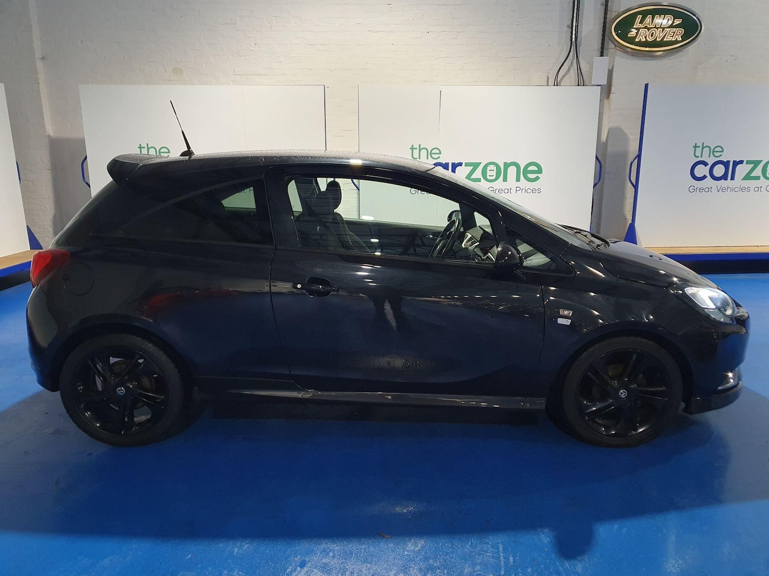 Used Vauxhall Corsa 2016 for sale - 76781375: Photo 2