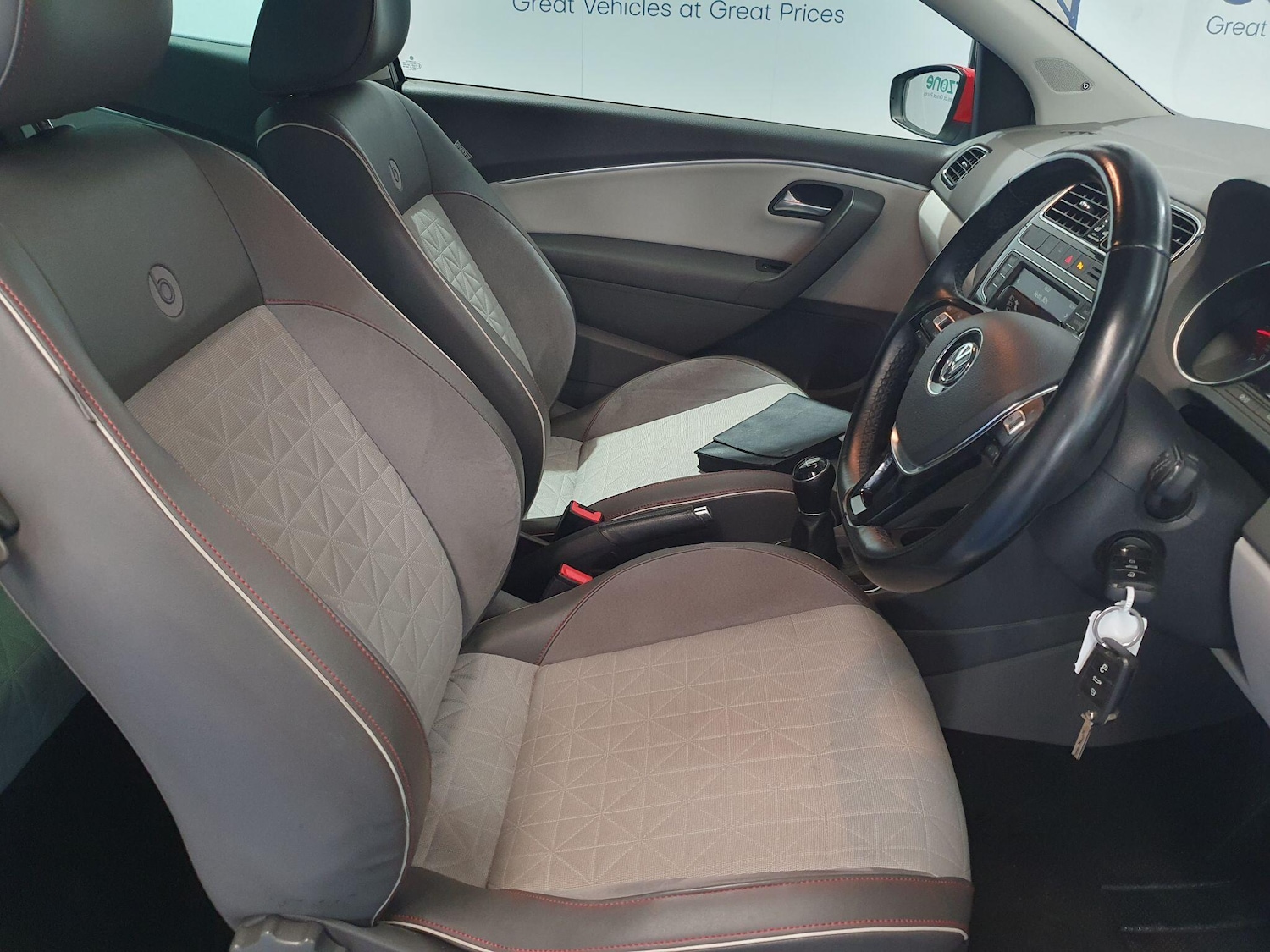 Used Volkswagen Polo 2016 for sale - 77143522: Photo 11