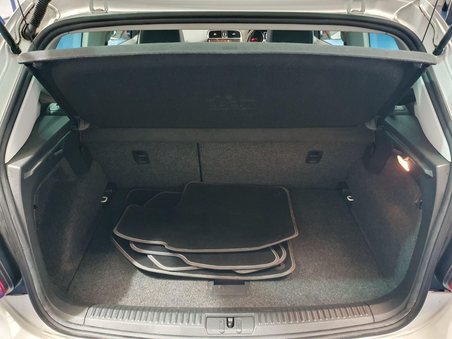 Used Volkswagen Polo 2016 for sale - 77143522: Photo 6