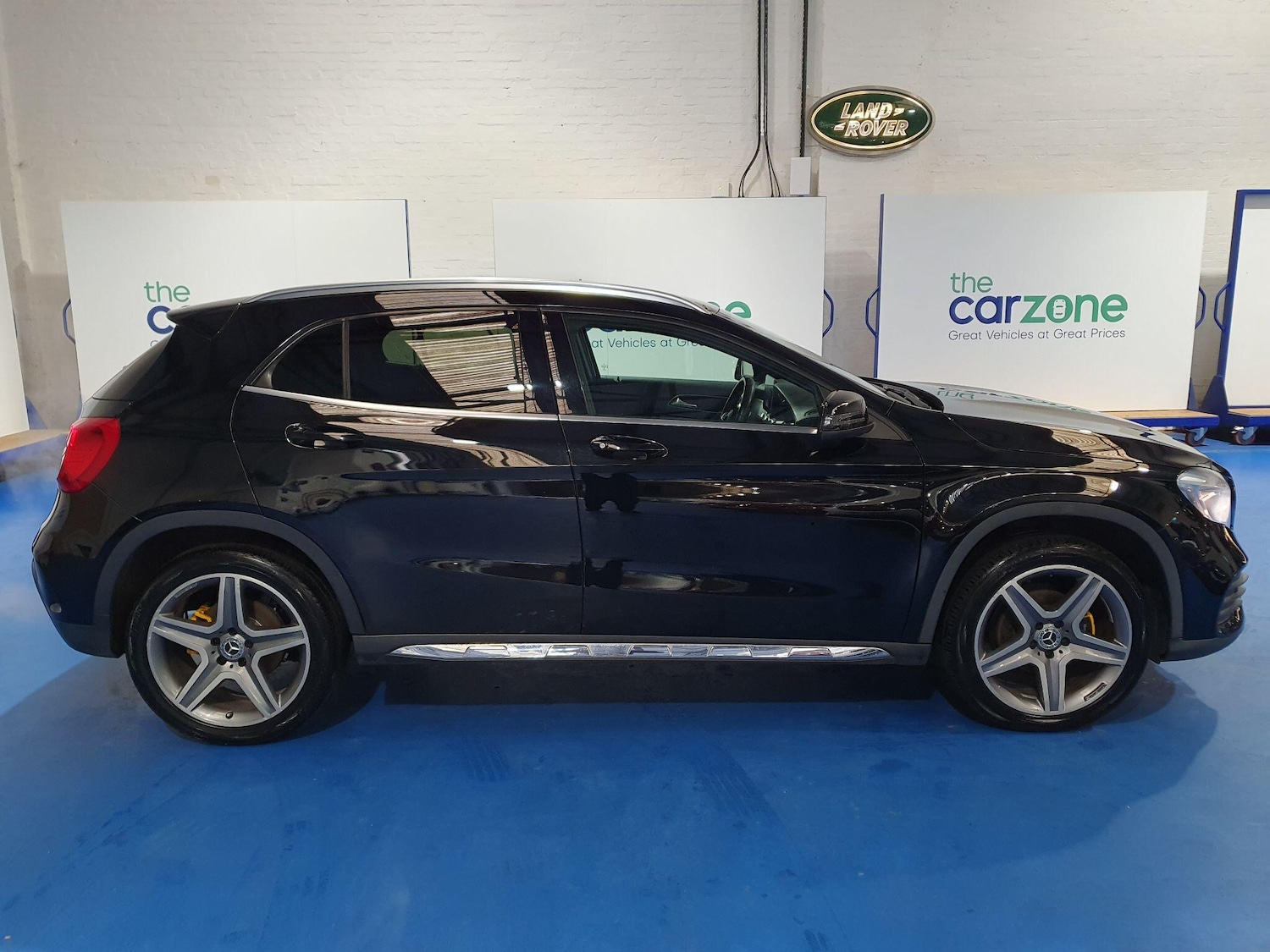 Used Mercedes-Benz GLA 2018 for sale - 77696405: Photo 2