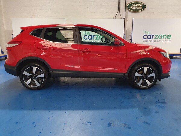 Used Nissan Qashqai 2016 for sale - 76152362: Photo 2