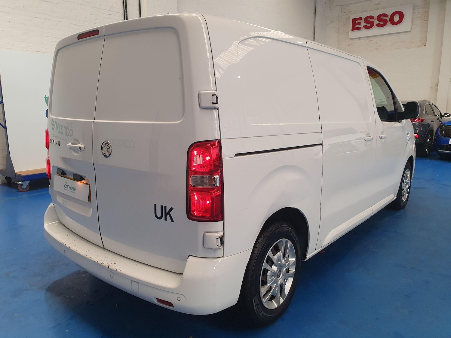 Used Vauxhall Vivaro 2019 for sale - 76360909: Photo 3