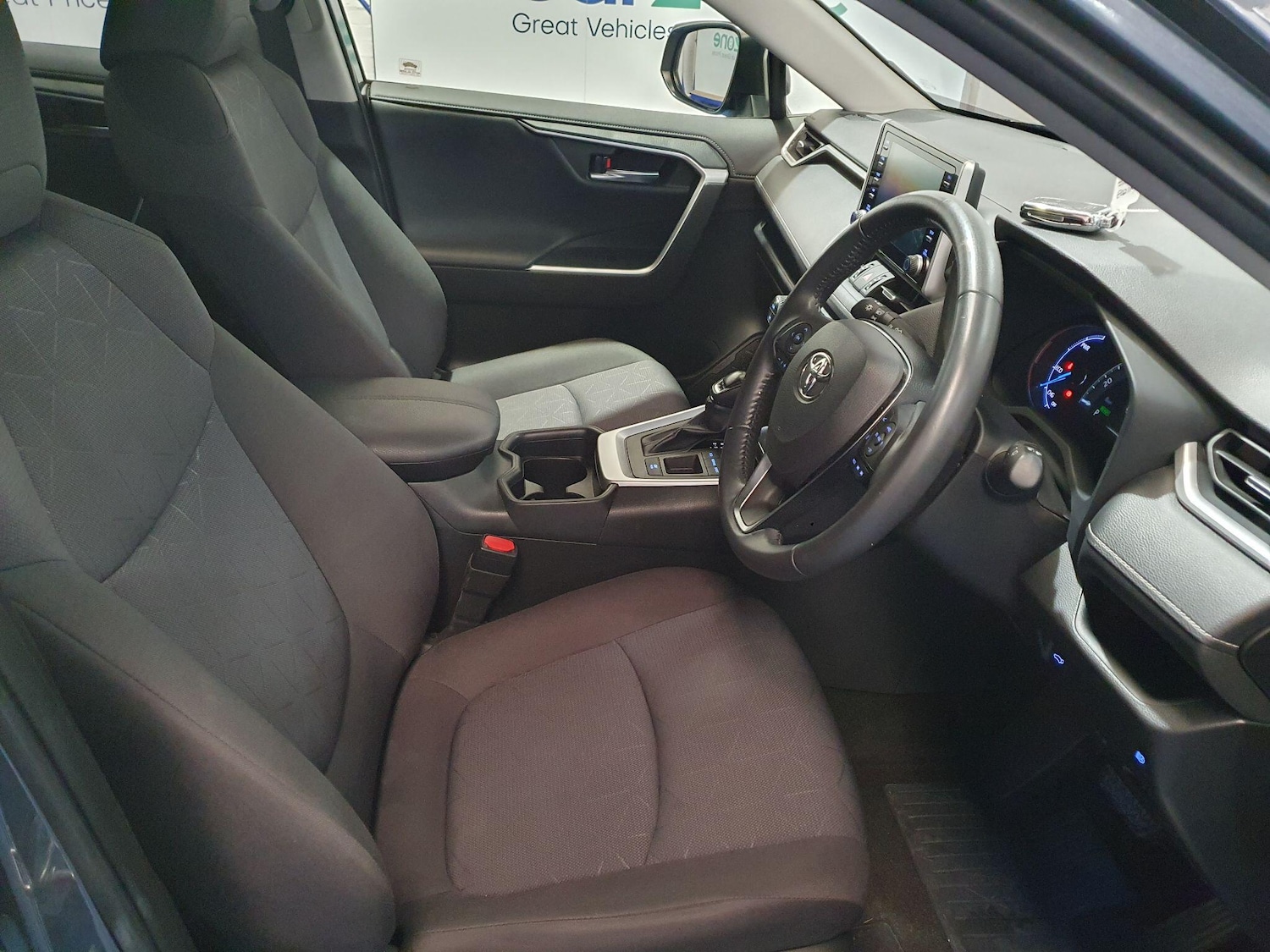 Used Toyota RAV4 2021 for sale - 76823624: Photo 12