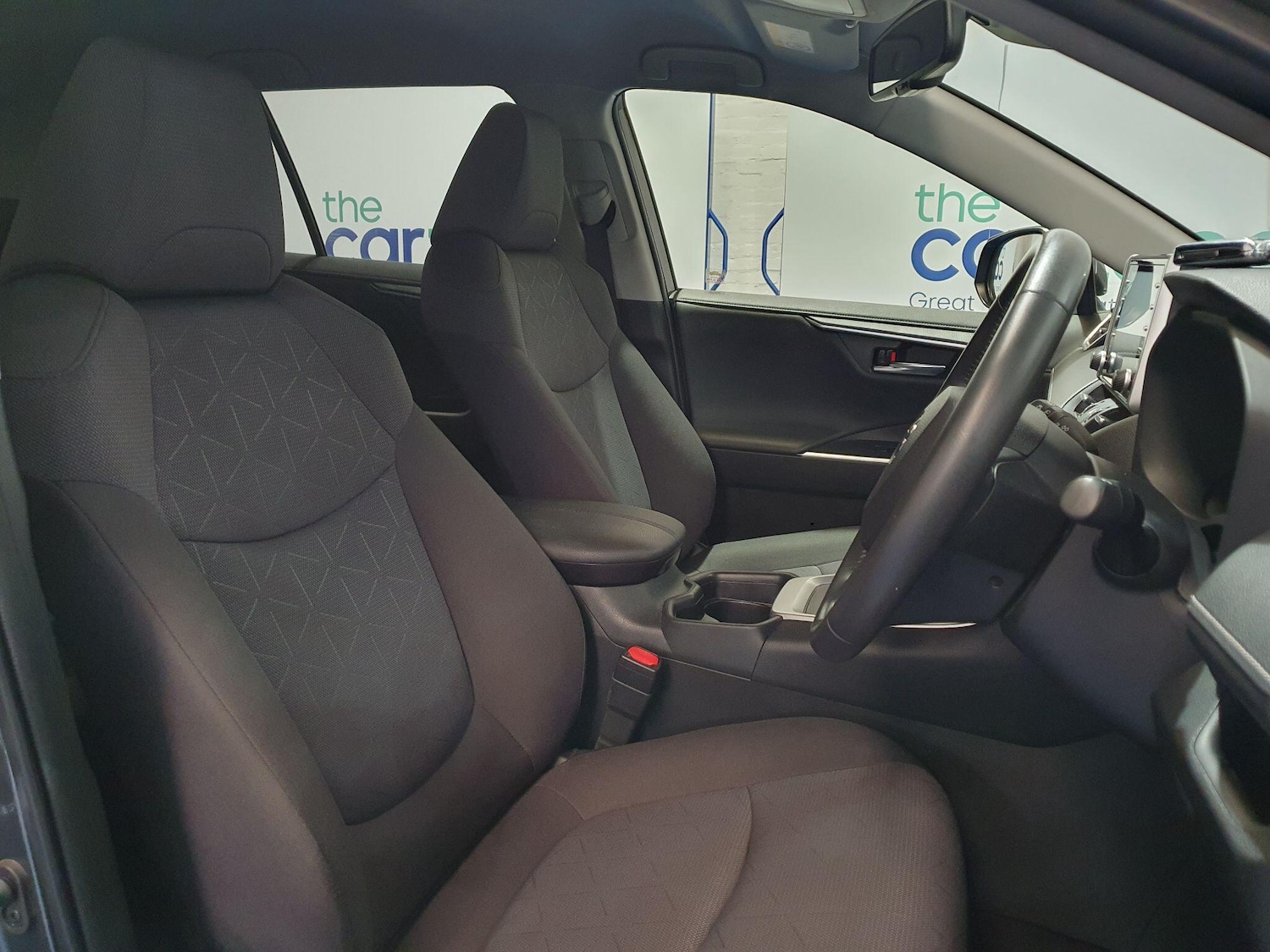 Used Toyota RAV4 2021 for sale - 76823624: Photo 13