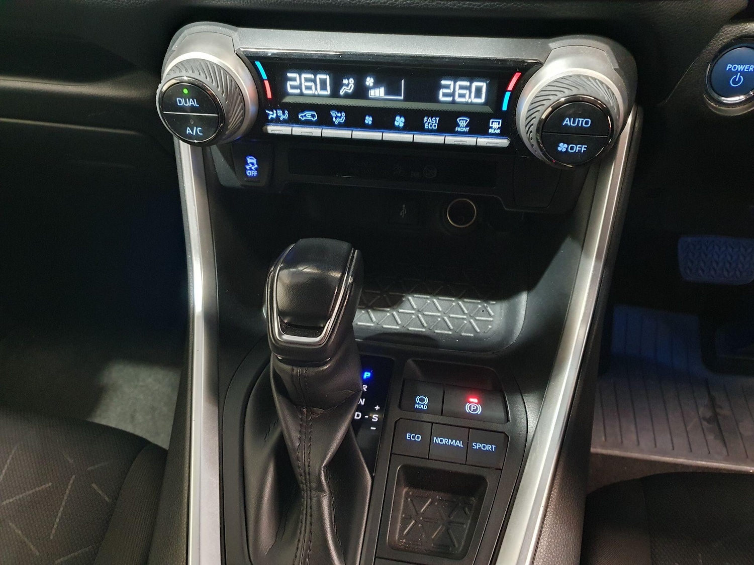 Used Toyota RAV4 2021 for sale - 76823624: Photo 15