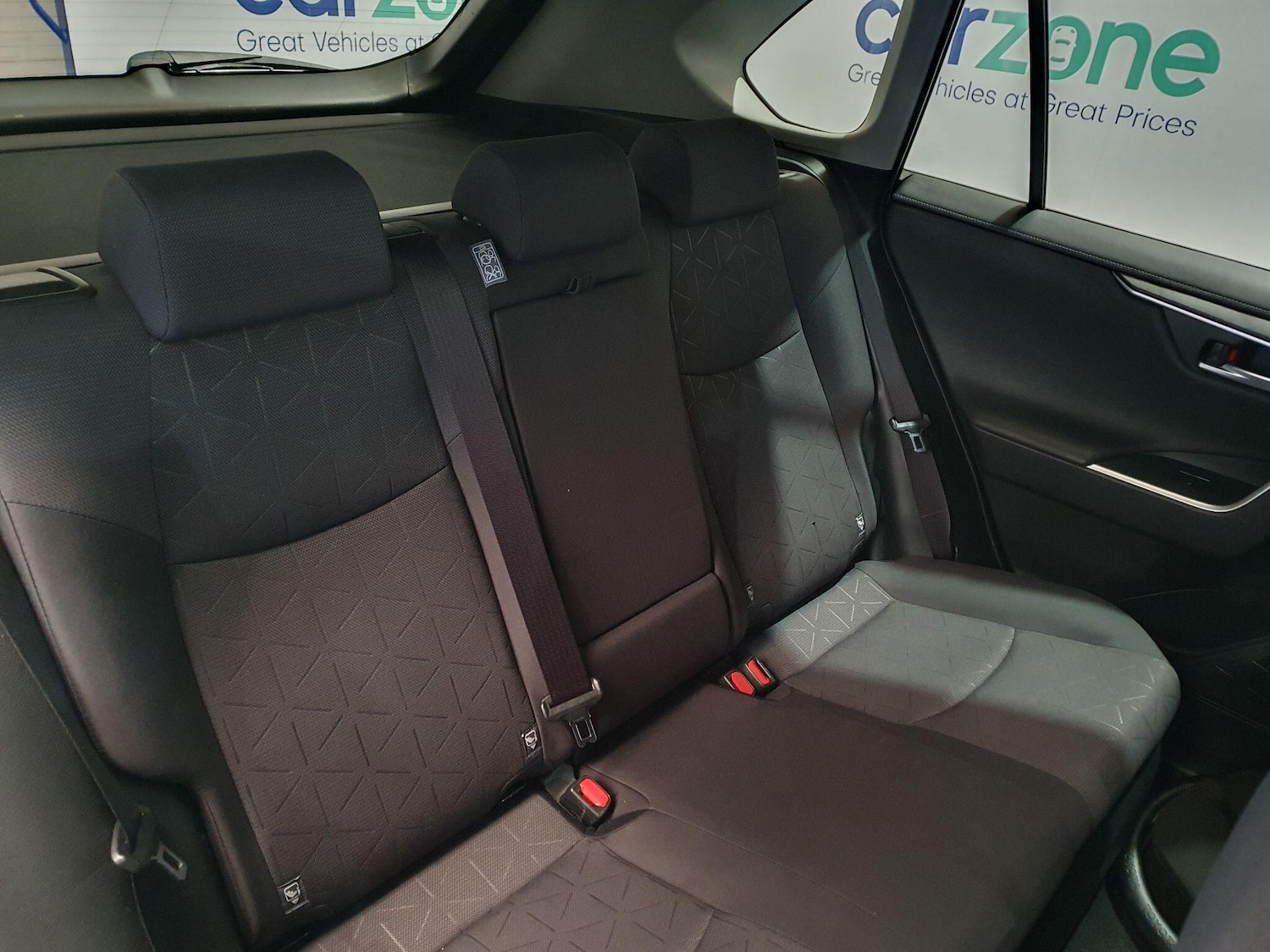 Used Toyota RAV4 2021 for sale - 76823624: Photo 17