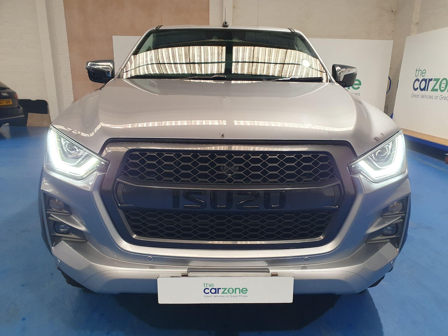 Used Isuzu D-Max 2023 for sale - 77624932: Photo 8