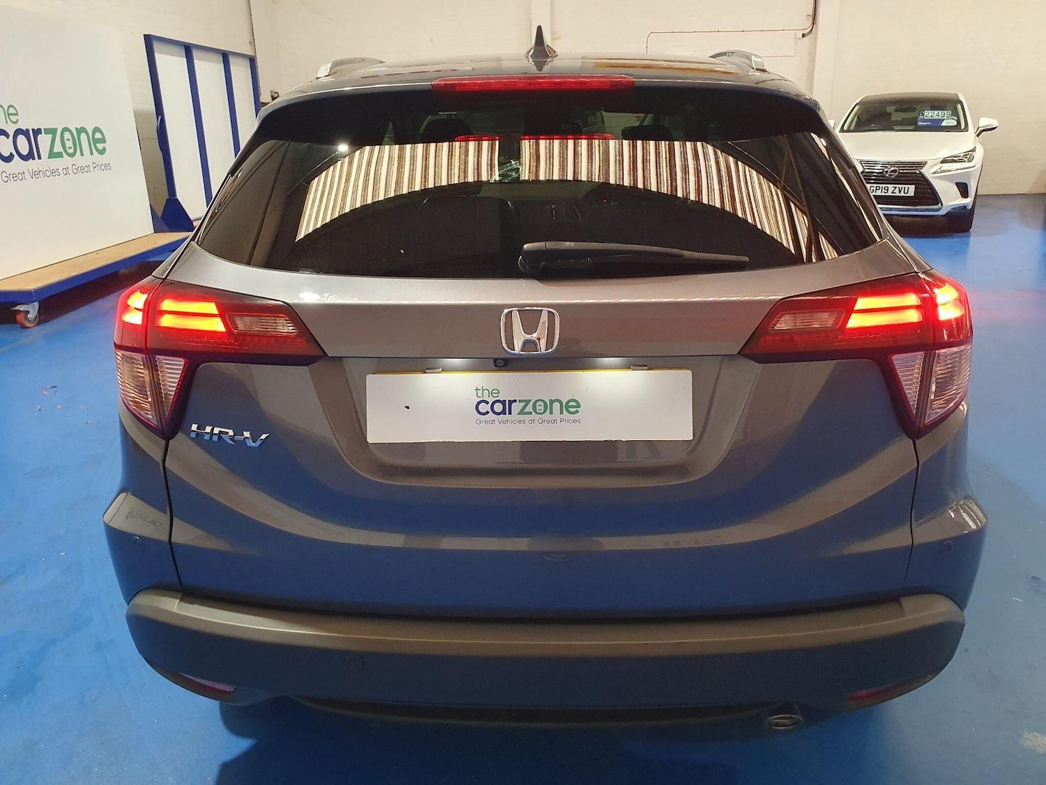 Used Honda HR-V 2015 for sale - 76458083: Photo 4