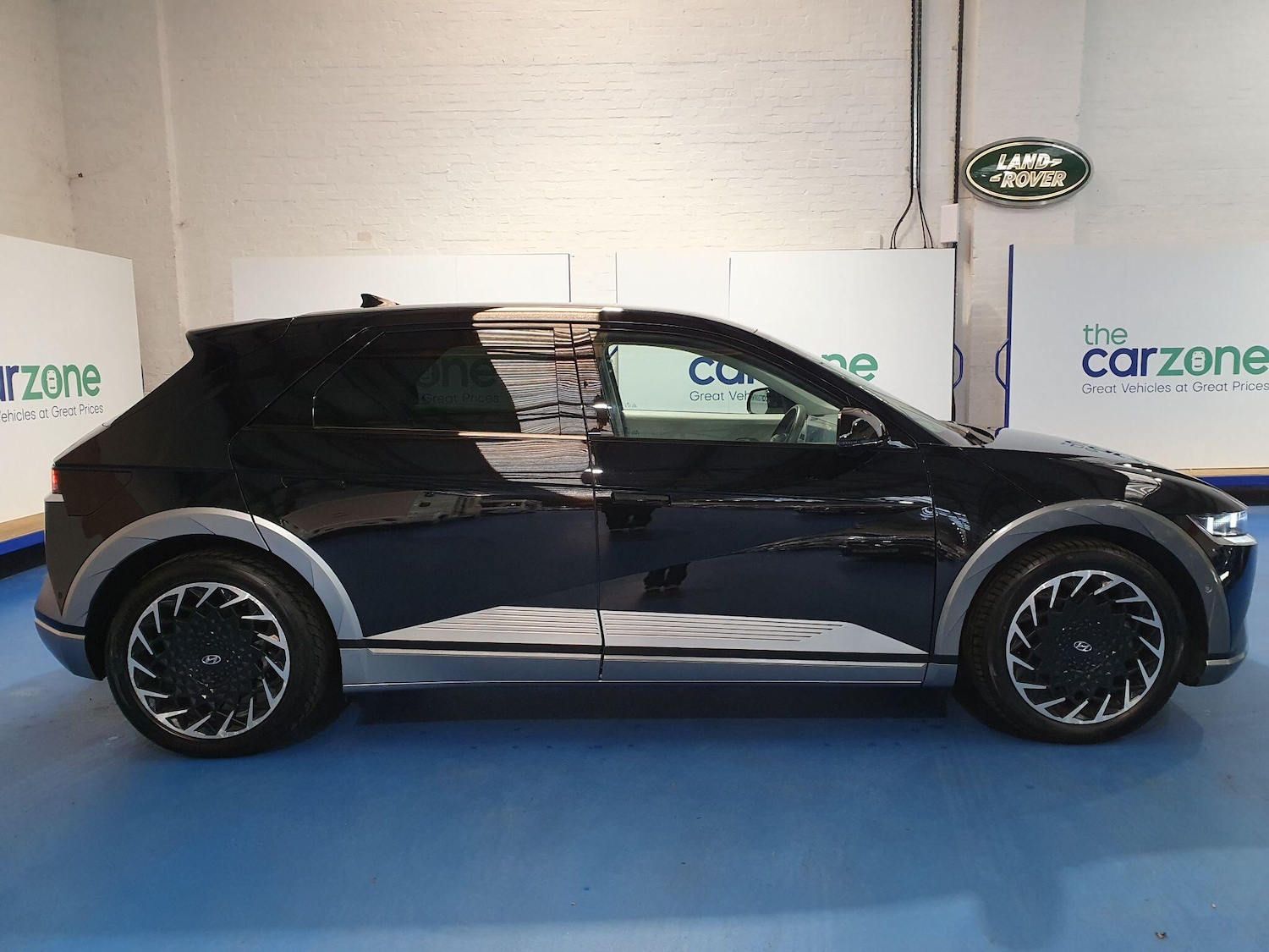 Used Hyundai IONIQ 5 2023 for sale - 76613181: Photo 2