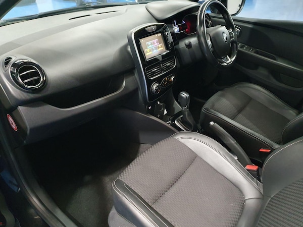 Used Renault Clio 2017 for sale - 76327135: Photo 16