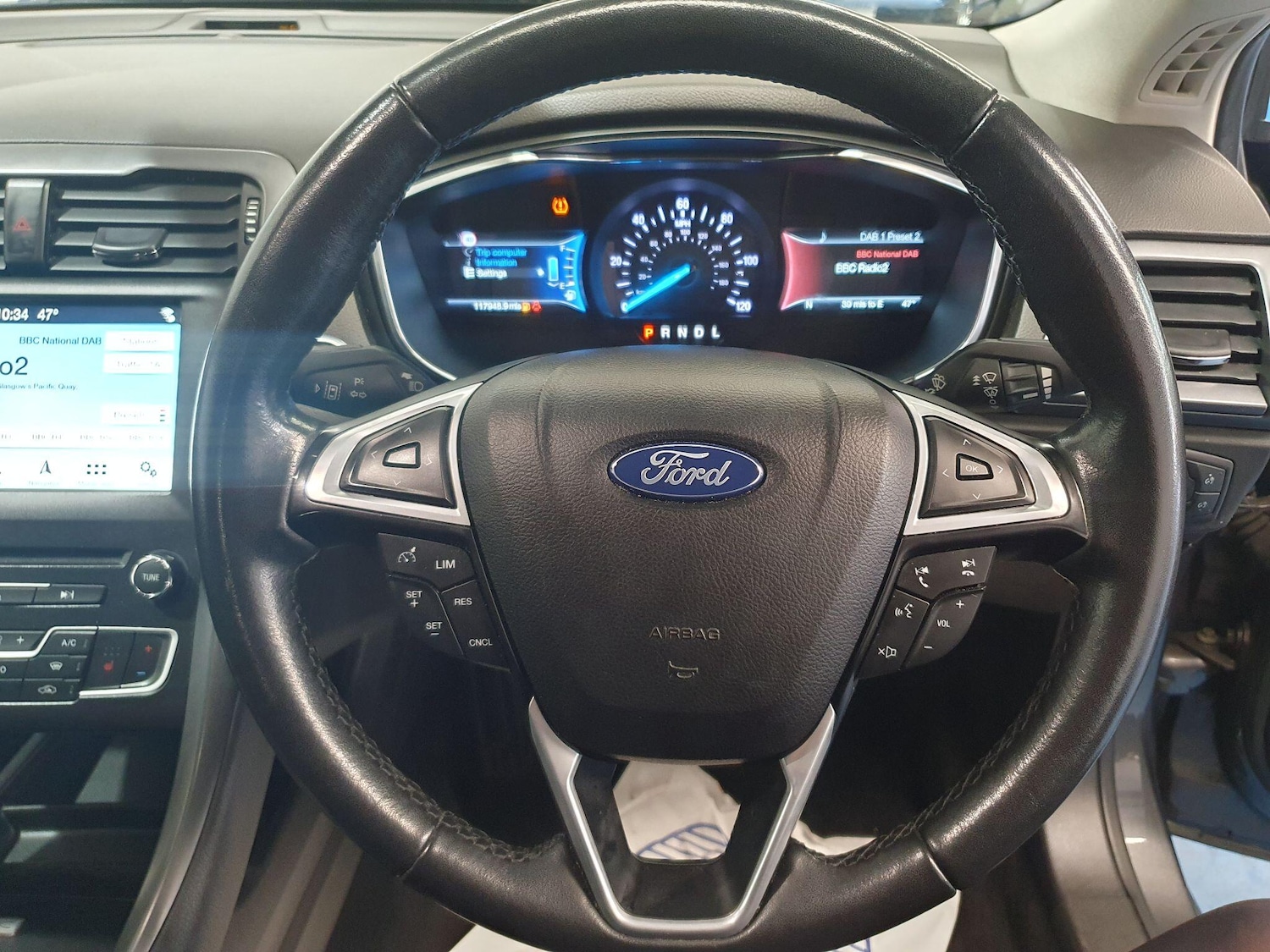 Used Ford Mondeo 2018 for sale - 77892347: Photo 14