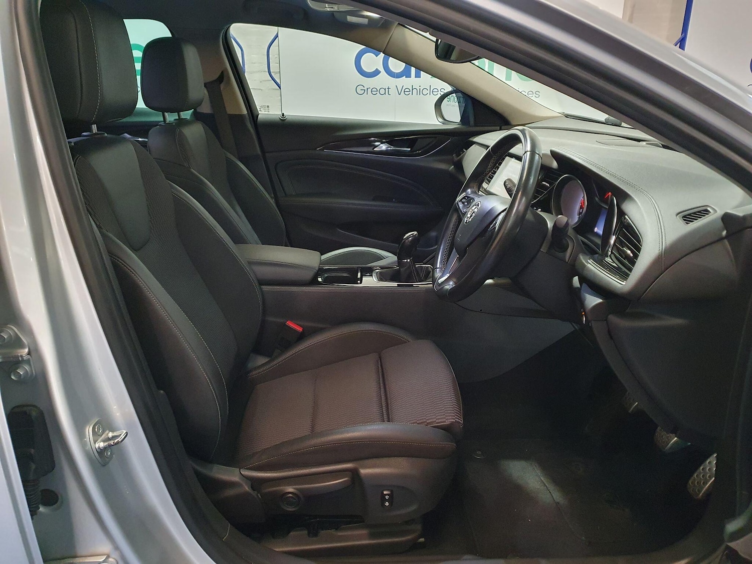 Used Vauxhall Insignia 2017 for sale - 76727209: Photo 9