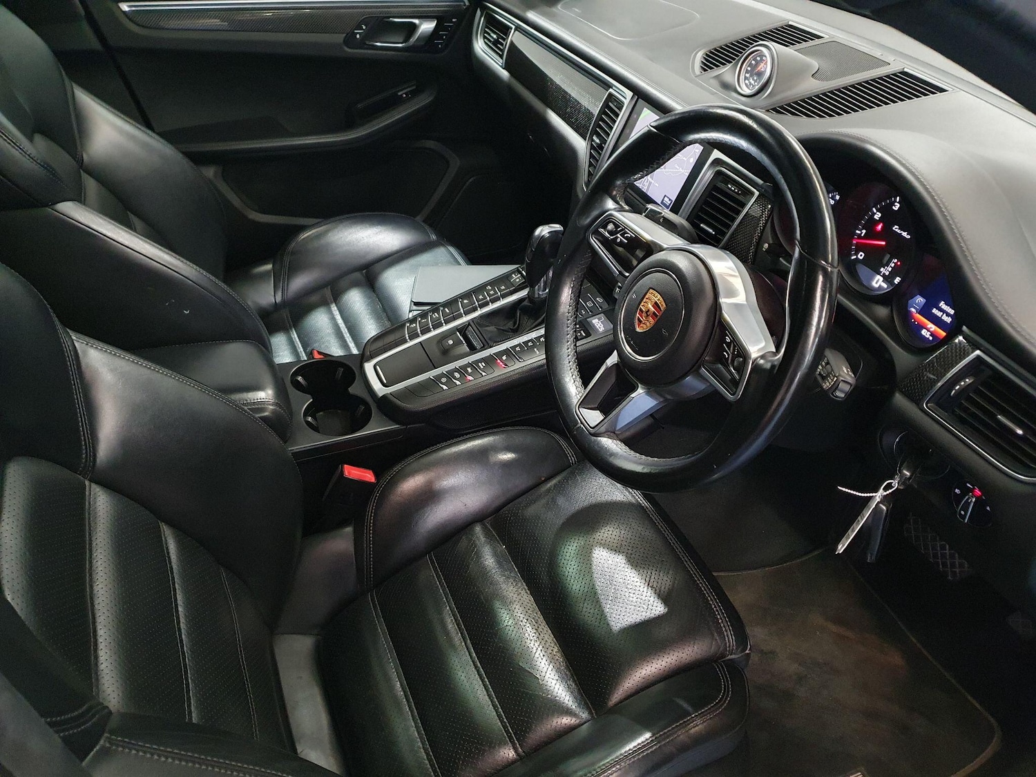 Used Porsche Macan 2017 for sale - 78033641: Photo 11