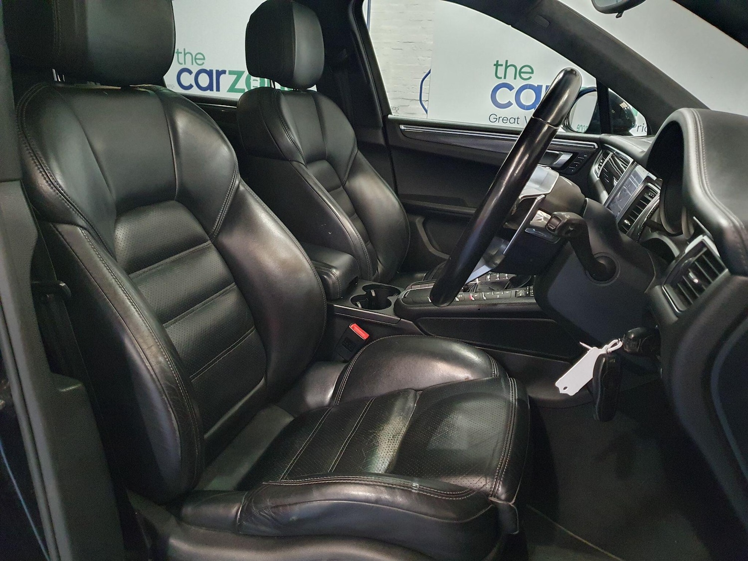 Used Porsche Macan 2017 for sale - 78033641: Photo 12