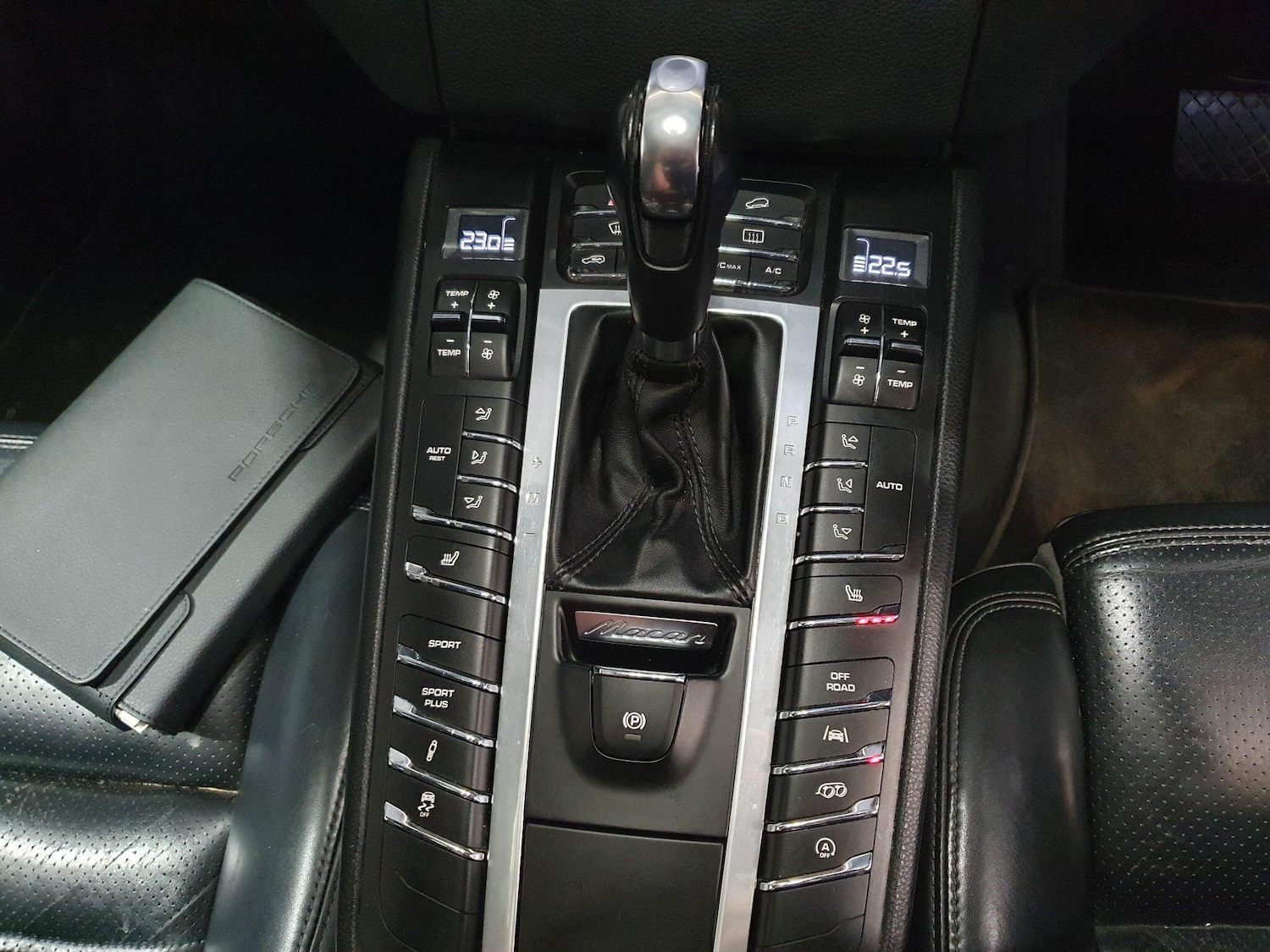 Used Porsche Macan 2017 for sale - 78033641: Photo 19