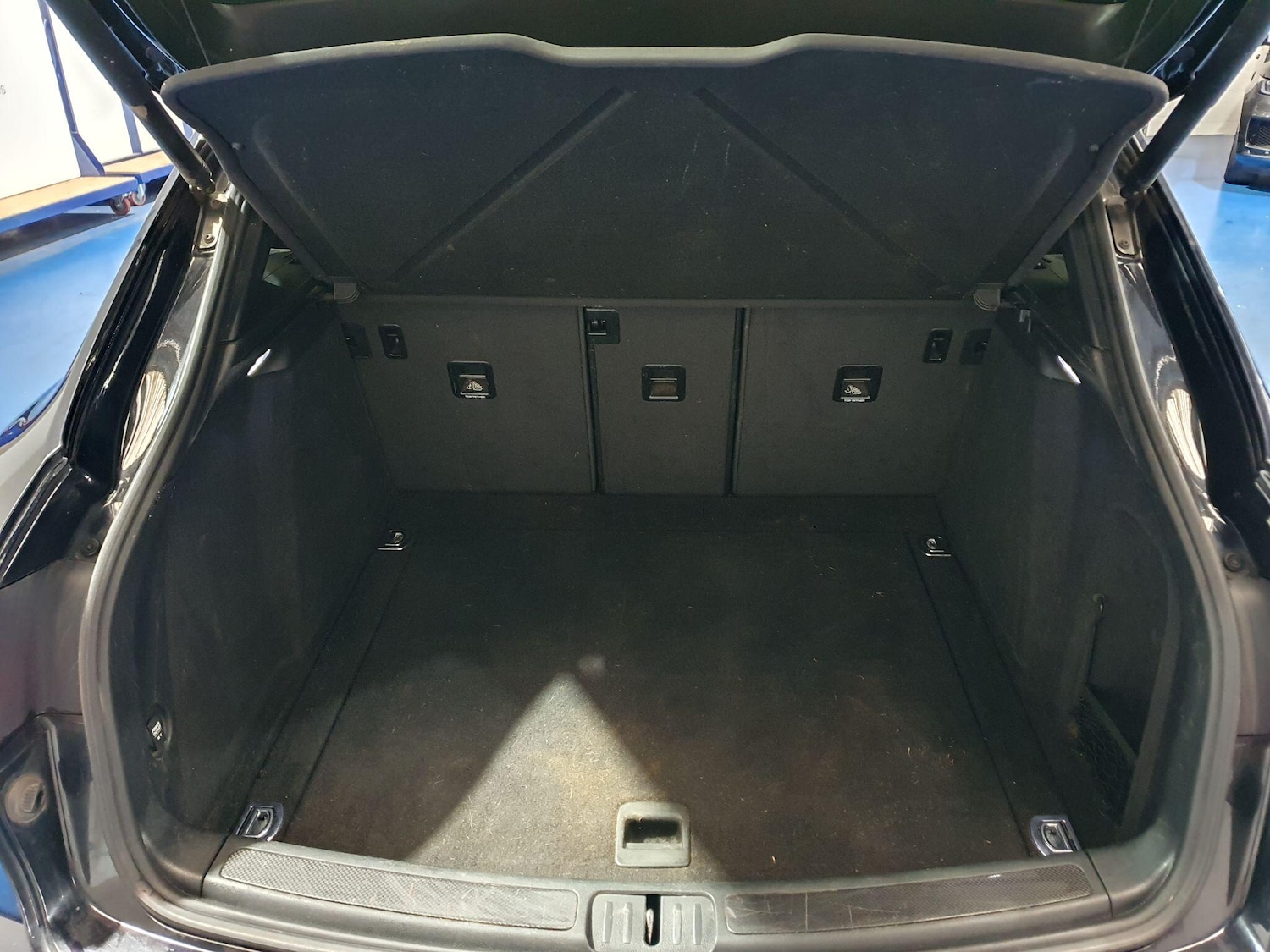 Used Porsche Macan 2017 for sale - 78033641: Photo 6