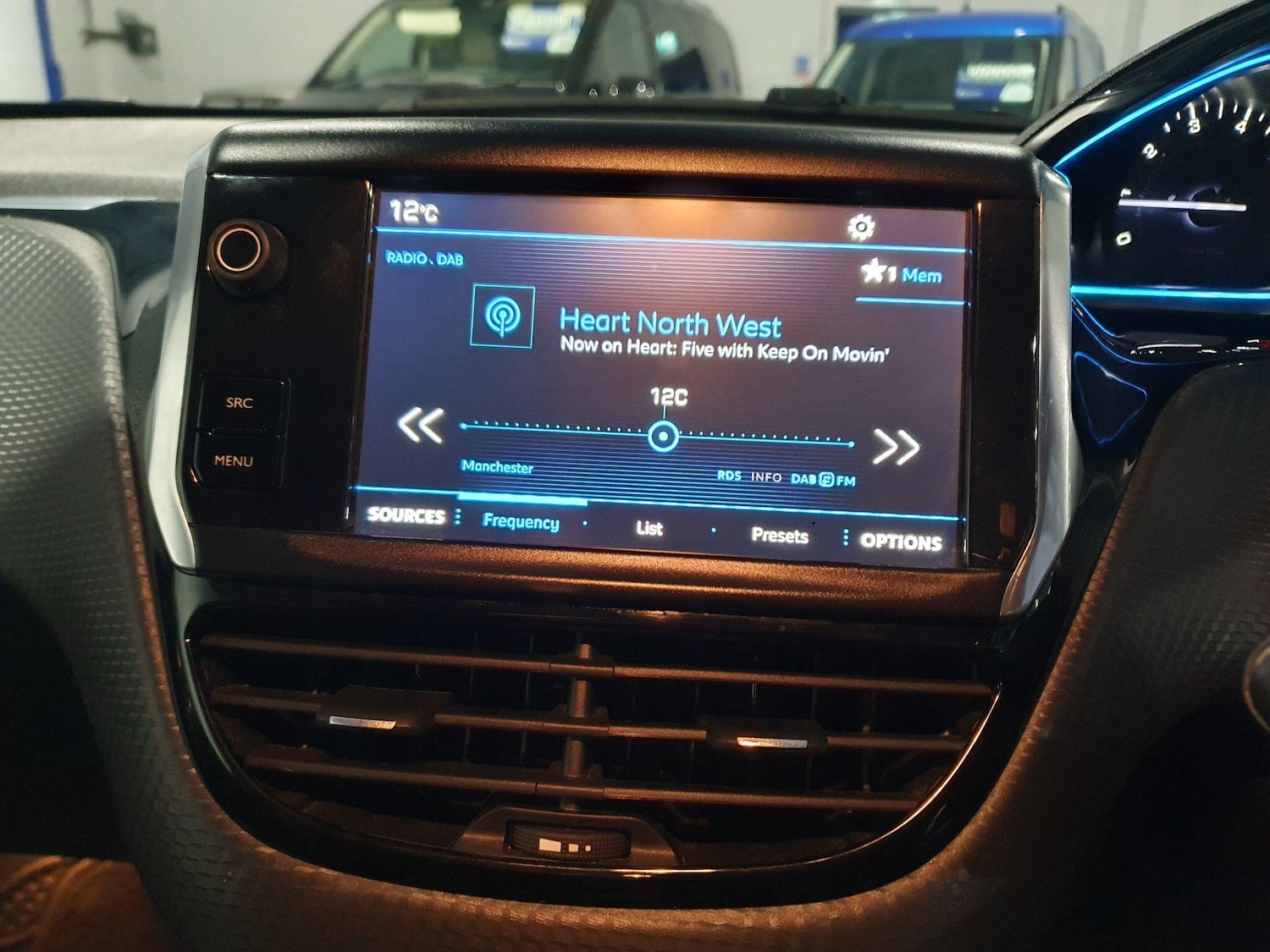 Used Peugeot 2008 2017 for sale - 76550713: Photo 16