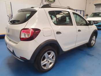 Used Dacia Sandero Stepway 2016 for sale - 75226122: Photo