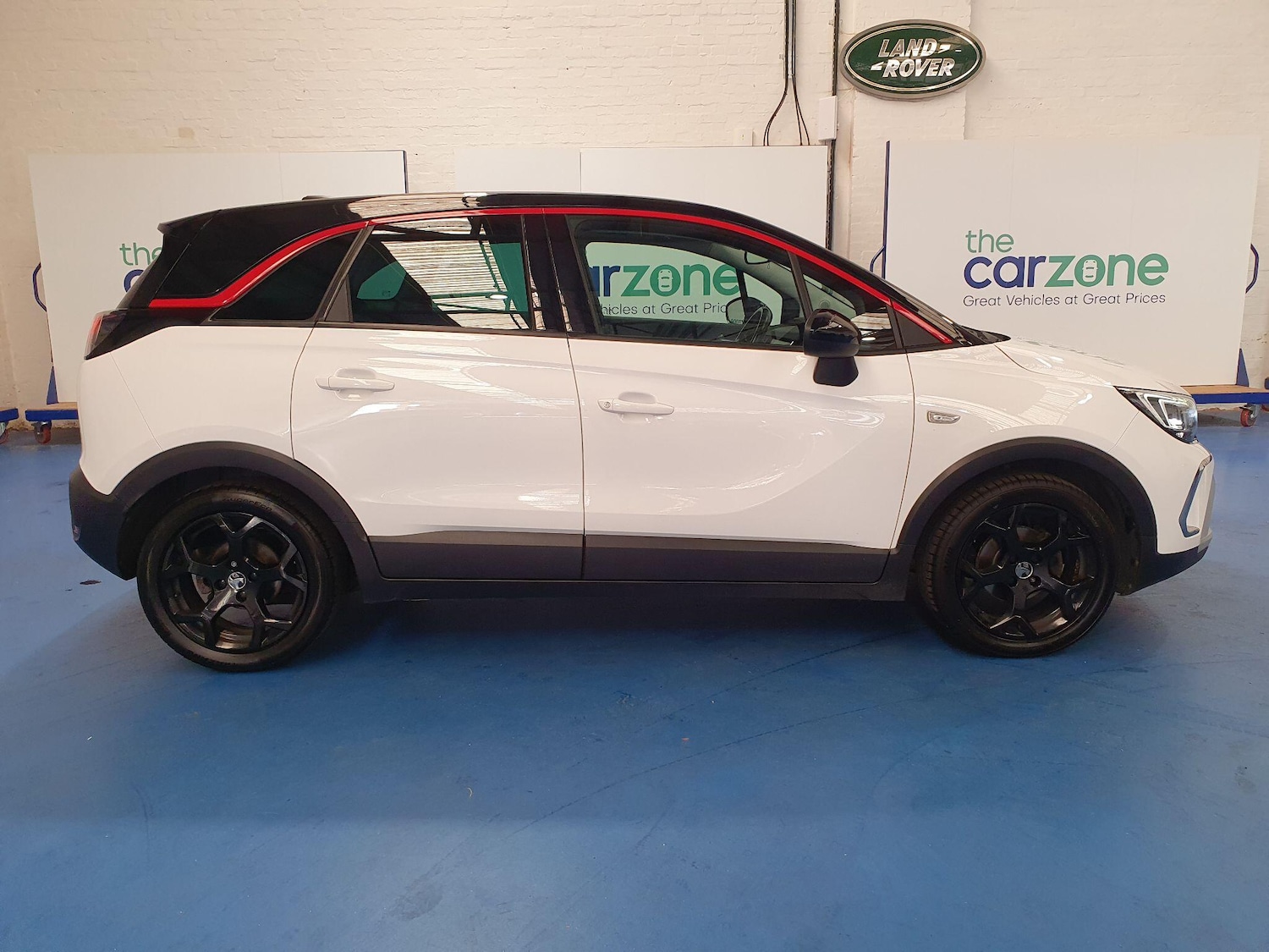 Used Vauxhall Crossland 2021 for sale - 76138619: Photo 2