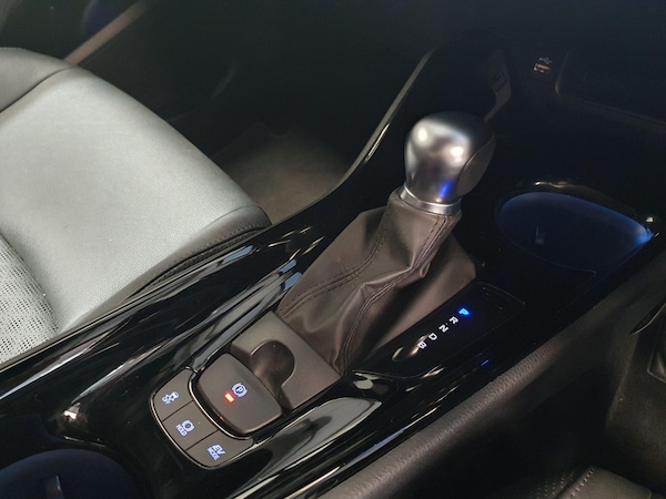Used Toyota C-HR 2022 for sale - 75707828: Photo 13