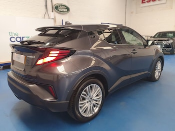 Used Toyota C-HR 2022 for sale - 75707828: Photo