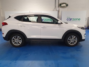 Used Hyundai TUCSON 2016 for sale - 76498737: Photo