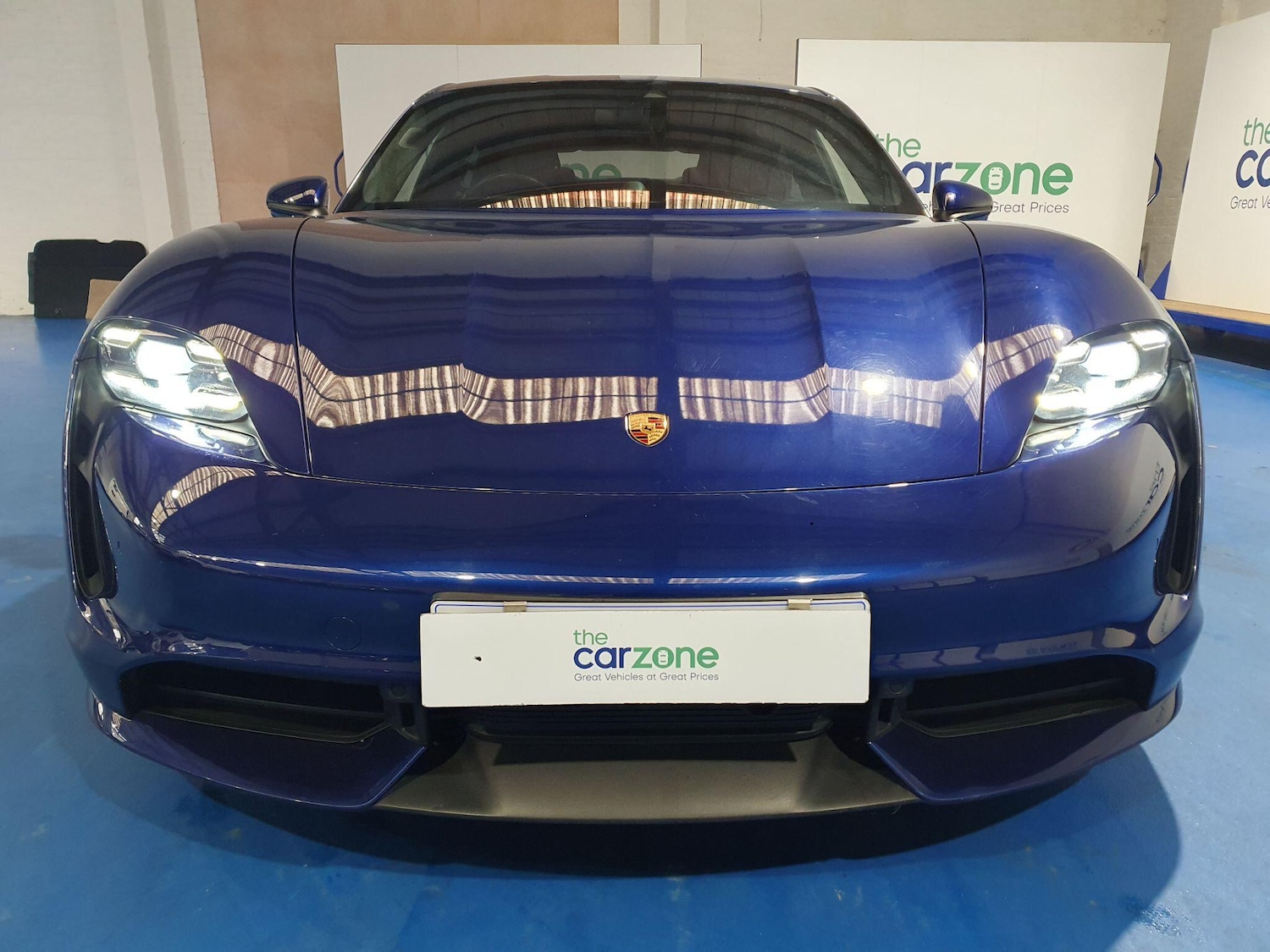 Used Porsche Taycan 2020 for sale - 77696296: Photo 11