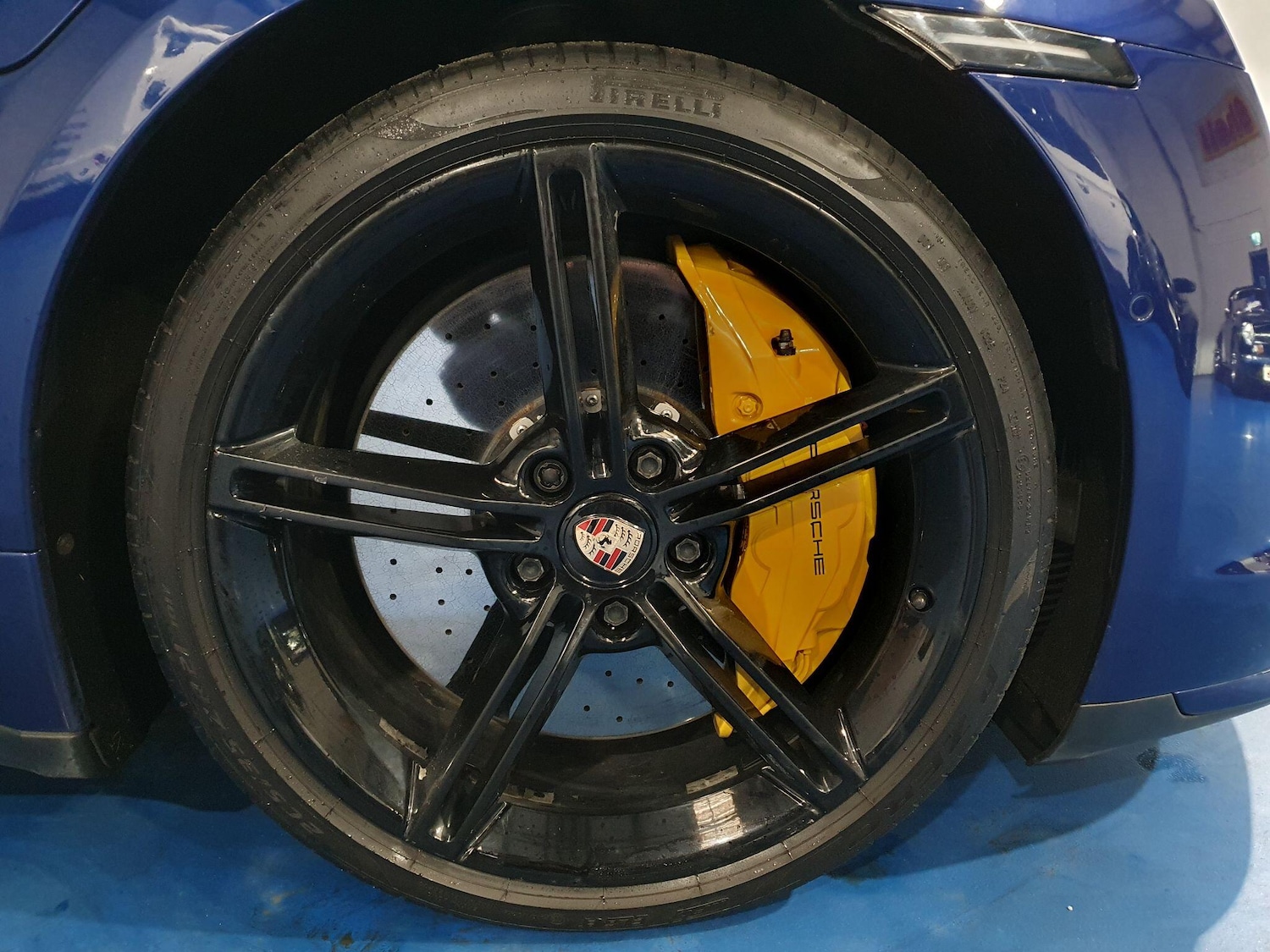 Used Porsche Taycan 2020 for sale - 77696296: Photo 24