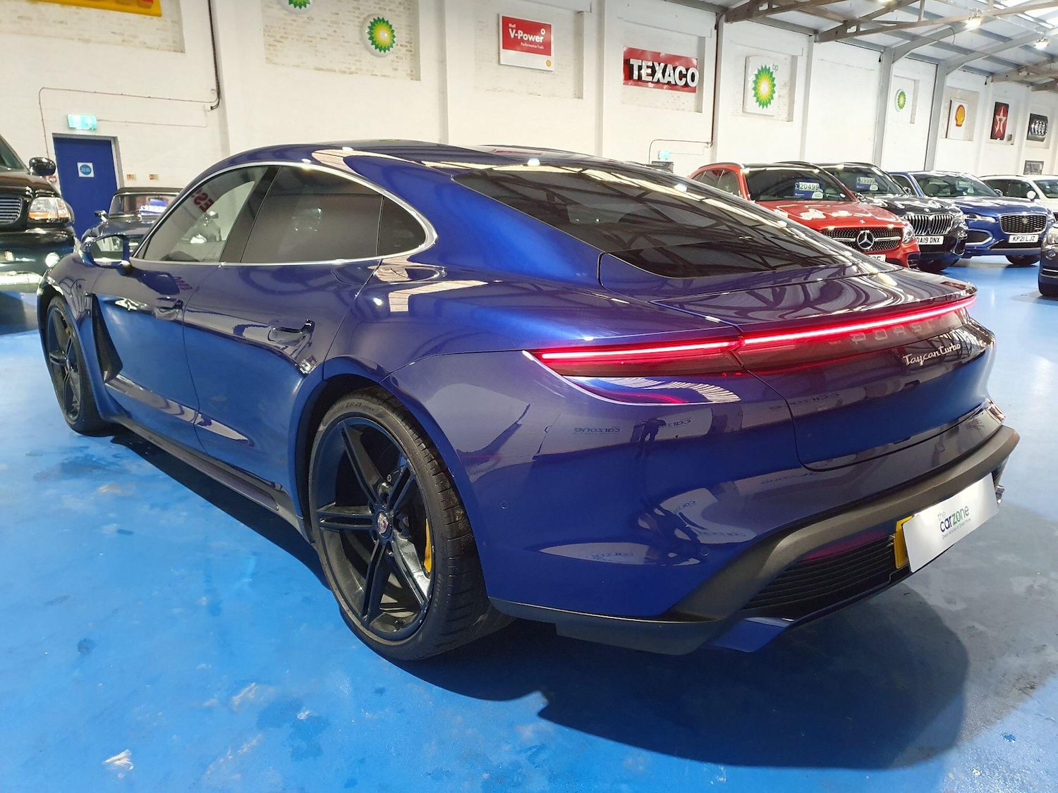 Used Porsche Taycan 2020 for sale - 77696296: Photo 8