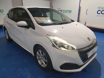 Used Peugeot 208 2015 for sale - 77768266: Photo