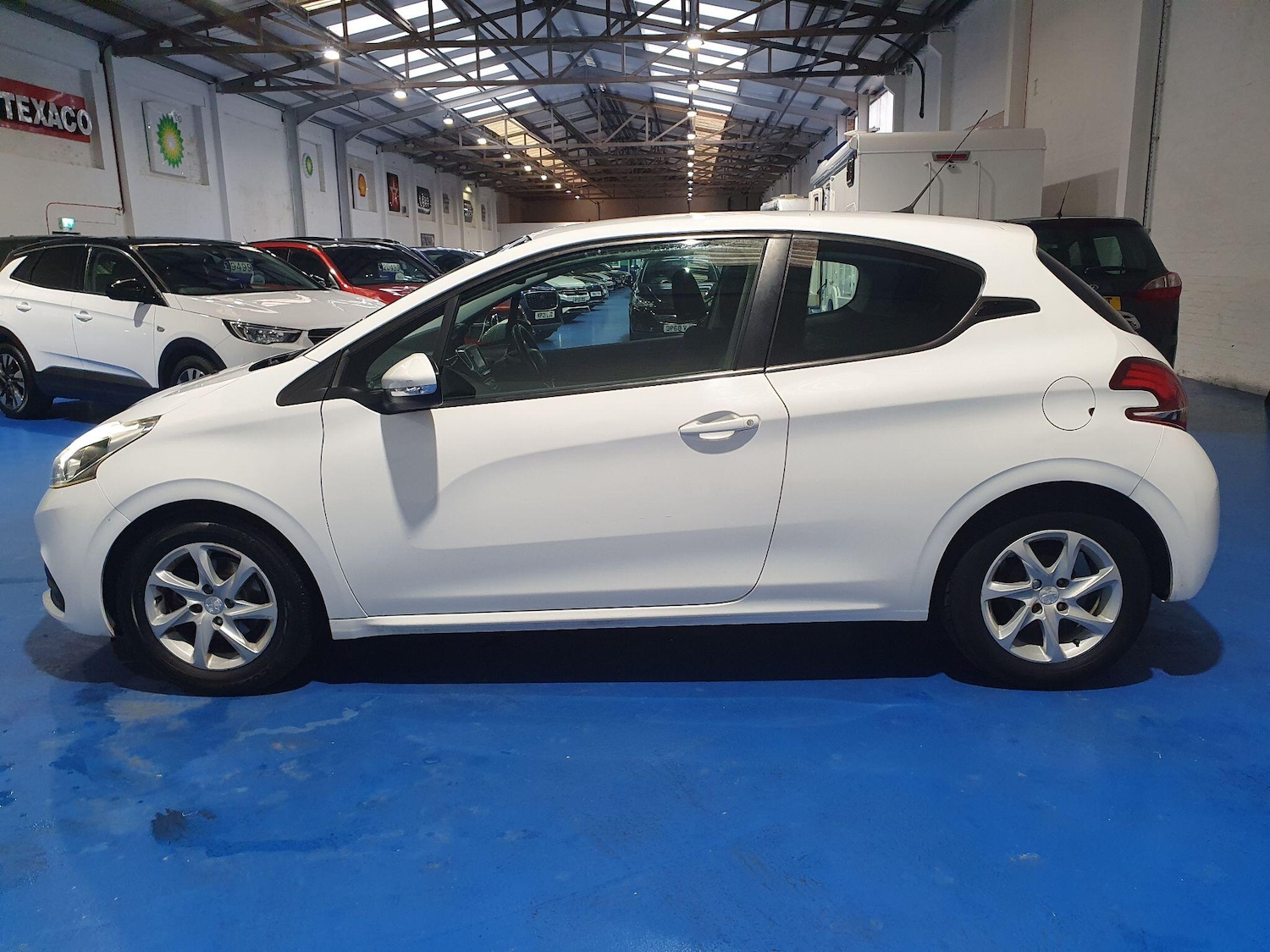 Used Peugeot 208 for sale - 77768266: Photo 6