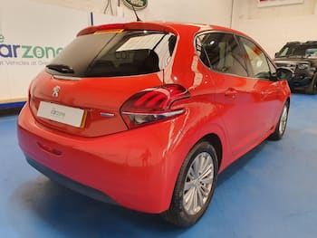 Used Peugeot 208 2018 for sale - 79601645: Photo